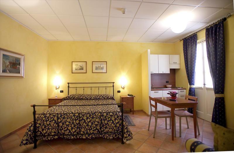 Albergo Badellino Bra Bagian luar foto