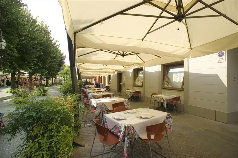 Albergo Badellino Bra Bagian luar foto